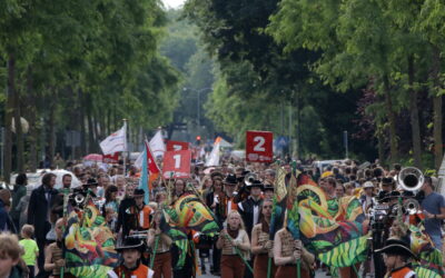 Aanmoedigen langs de kant!